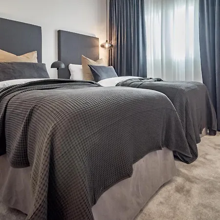 Apartment Pr - Stunning Flat Front Line Puerto Banus *
