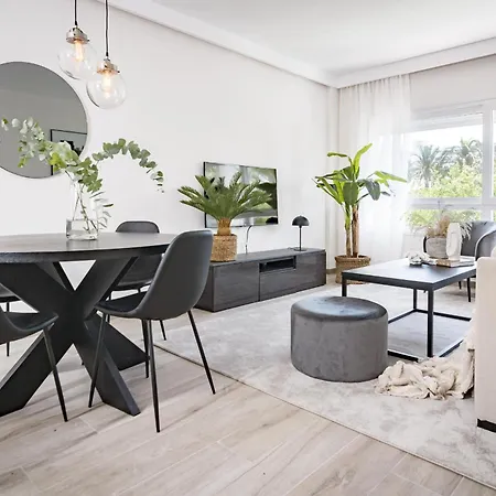Pr - Stunning Flat Front Line Puerto Banus Appartement Marbellac