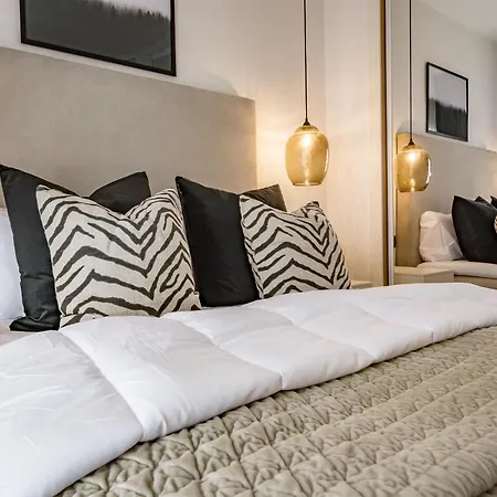 Apartment Pr - Stunning Flat Front Line Puerto Banus *